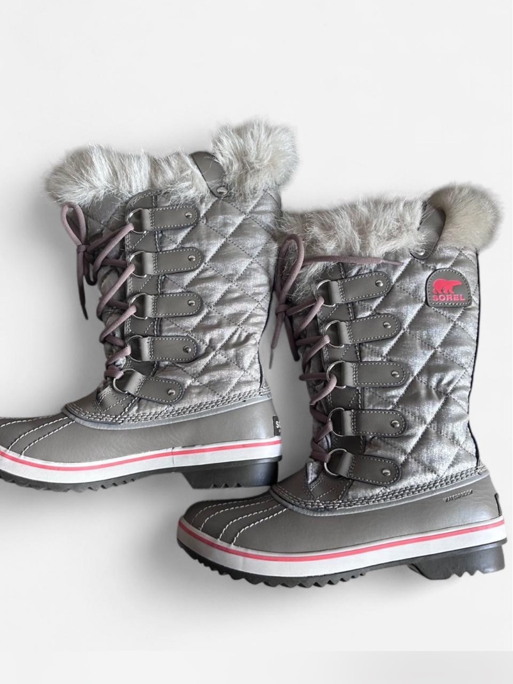 Sorel Joan of Arctic grey silver snow boots 7.5